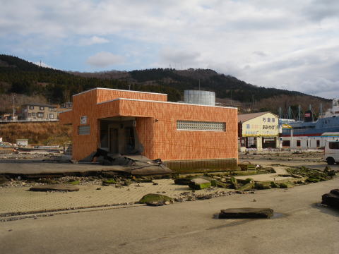 震災後の石巻市鮎川