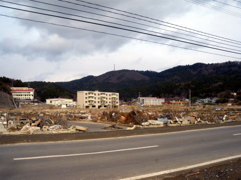 東日本大震災で被災した石巻：鮎川（内陸側）