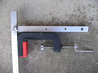 トランサムに取り付けするためのバイス部分